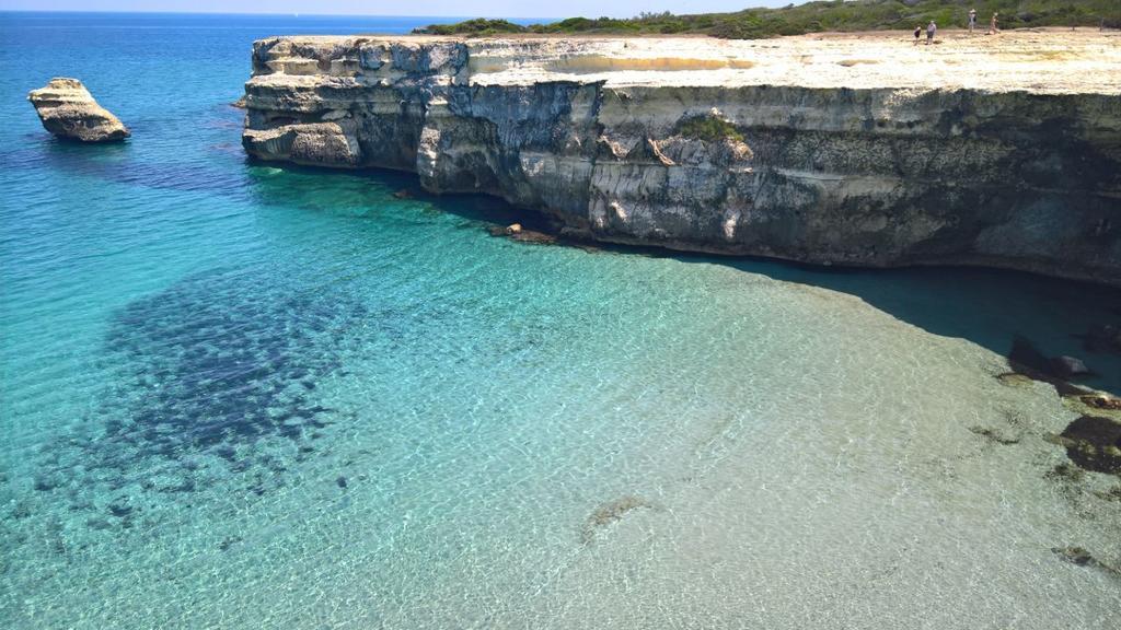 Appartamenti Turistici Aprile Antonio Luigi بورغوني المظهر الخارجي الصورة