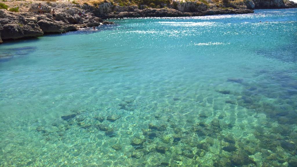 Appartamenti Turistici Aprile Antonio Luigi بورغوني المظهر الخارجي الصورة